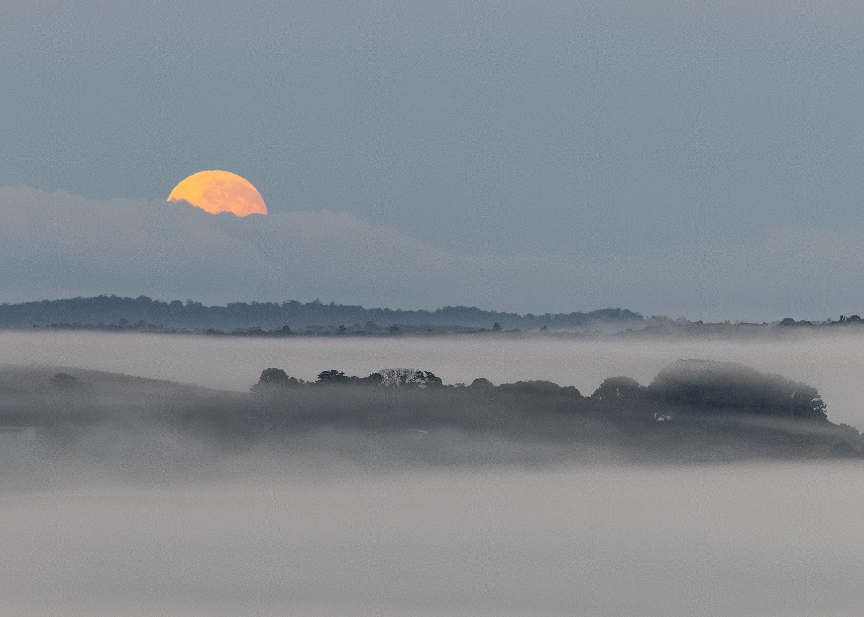 Setting Full Moon